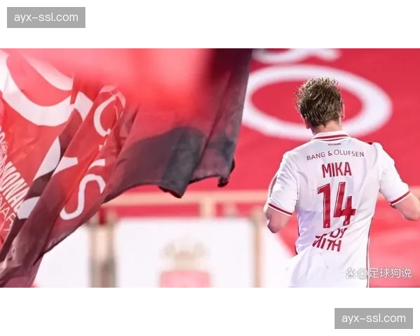 摩纳哥球员终场哨响后一脸茫然，五连胜遭终结